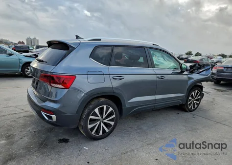 2024 Volkswagen Taos Se z USA, uszkodzony, nr VIN 3VVSX7B23RM032853